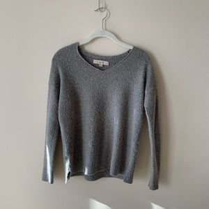Anne Taylor Loft Petite Grey V-Neck Sweater